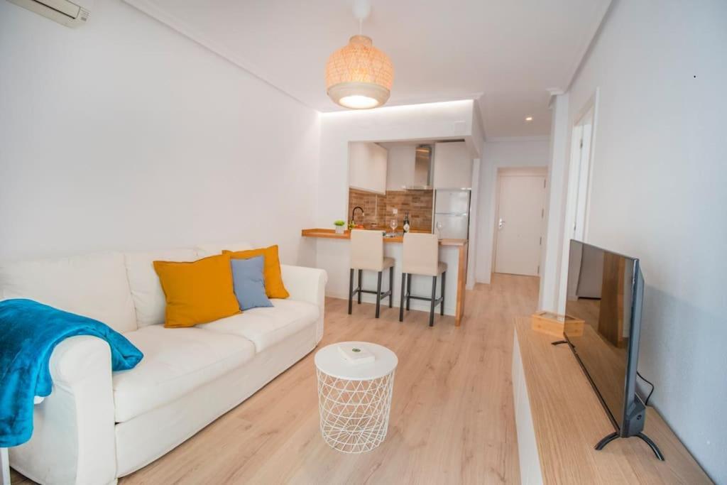 Feines Appartement Mit Hafenblick Santa Pola Exterior photo